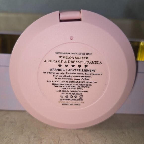 P.Louise Spoilt for Choice Cream Blush Tin w/3 Blushes - Picture 7 of 11